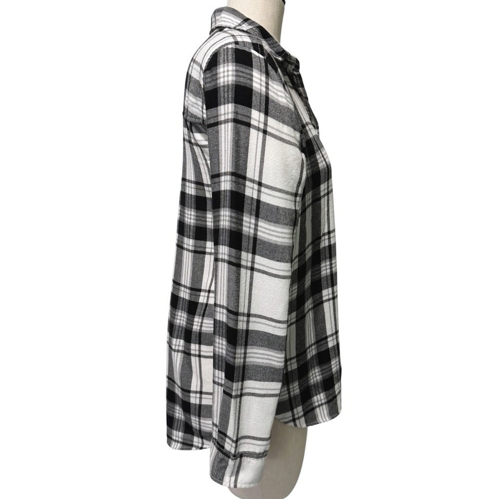 American Eagle Medium Shirt Ahh-Mazingly Soft Boyfriend Plaid Flannel Button Up - Picture 3 of 4